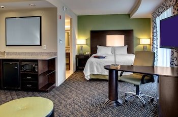 Hampton Inn & Suites Baton Rouge Downtown,Port Allen>>Baton Rouge,3 star