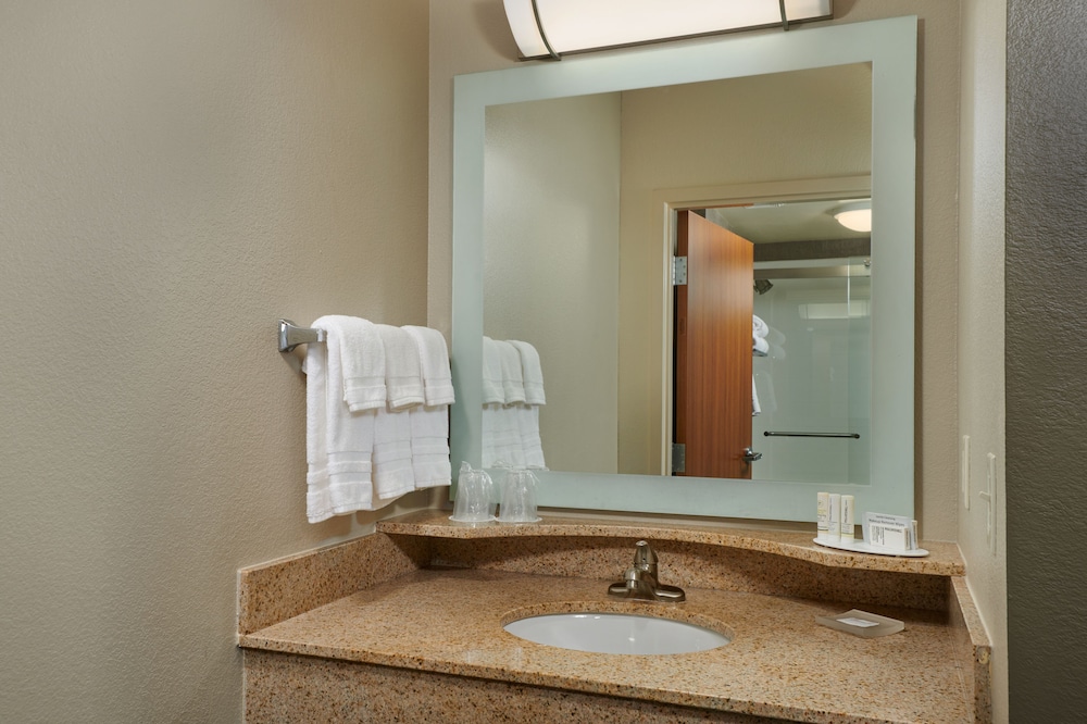 springhill suites by marriott baton rouge north airport