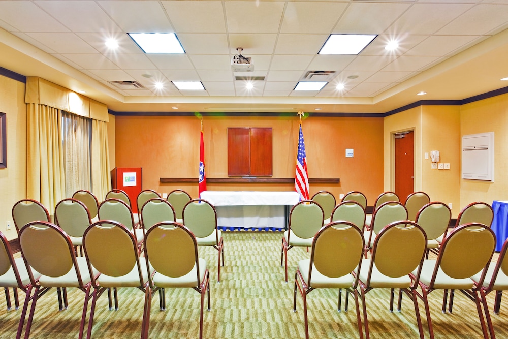 holiday inn express hotel ooltewah springs chattanooga by ihg