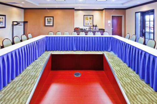 holiday inn express hotel ooltewah springs chattanooga by ihg