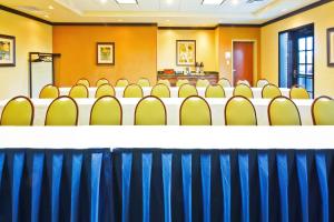 holiday inn express hotel ooltewah springs chattanooga by ihg