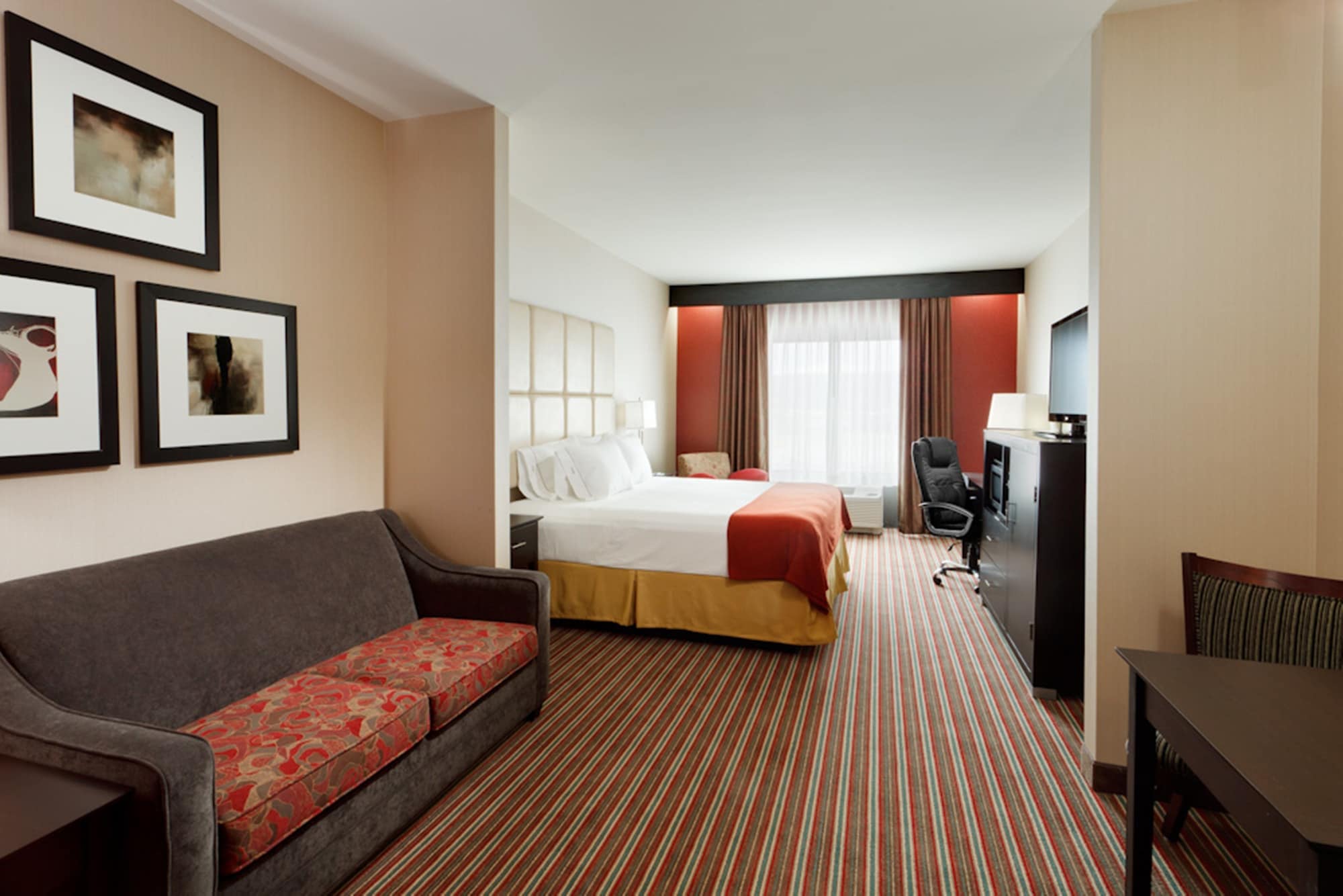 holiday inn express and suites northeast by ihg