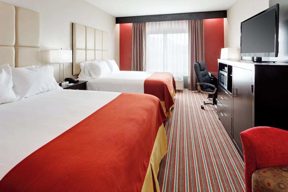 holiday inn express and suites northeast by ihg