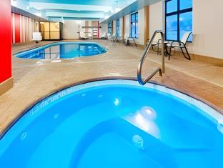 holiday inn express and suites northeast by ihg