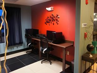 holiday inn express and suites northeast by ihg