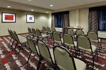 holiday inn express and suites northeast by ihg
