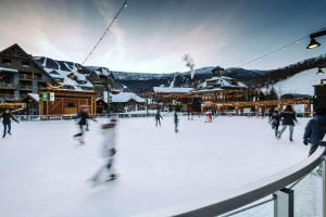 The Lodge At Spruce Peak, A Destination By Hyatt Residence,Spruce Peak>>Stowe,5 star