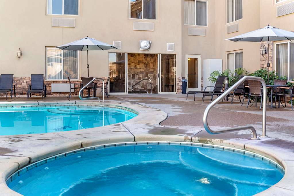 comfort inn at convention center