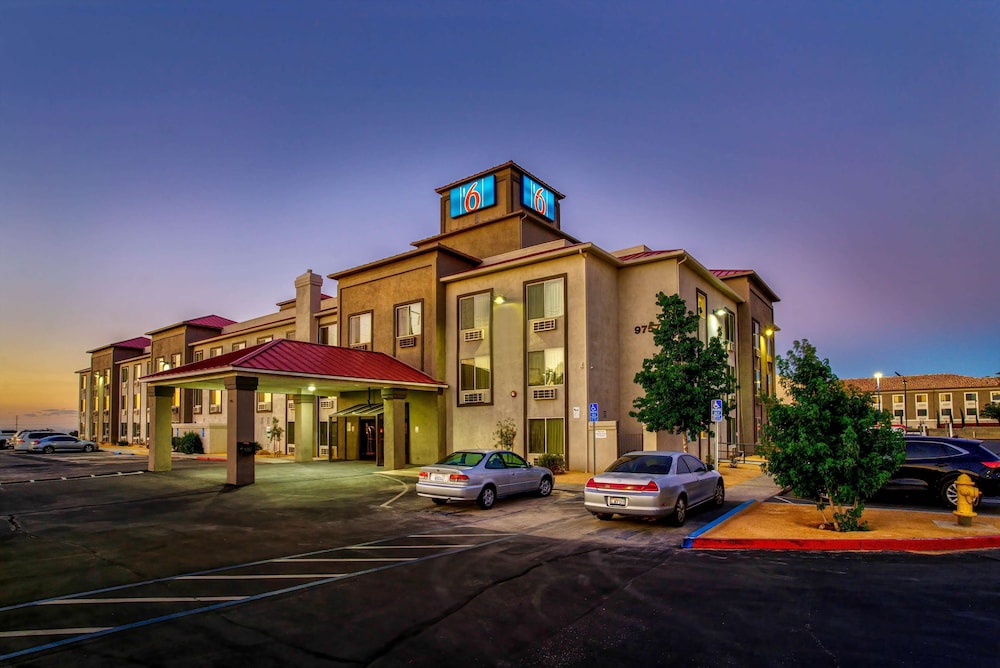 motel 6 hesperia ca west main street i 15
