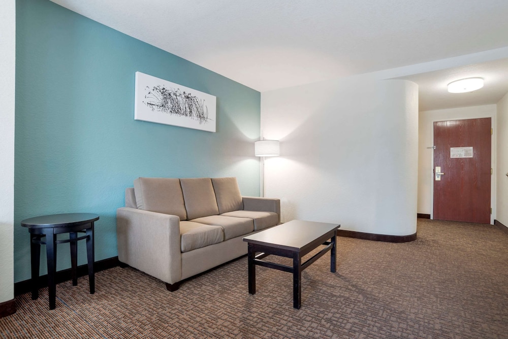 sleep inn and suites auburn campus area i 85