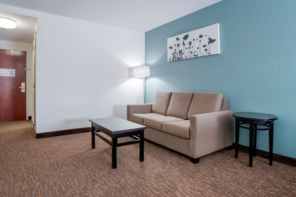 sleep inn and suites auburn campus area i 85