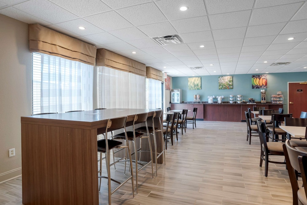 sleep inn and suites auburn campus area i 85