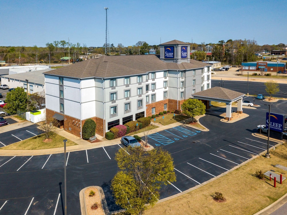 sleep inn and suites auburn campus area i 85