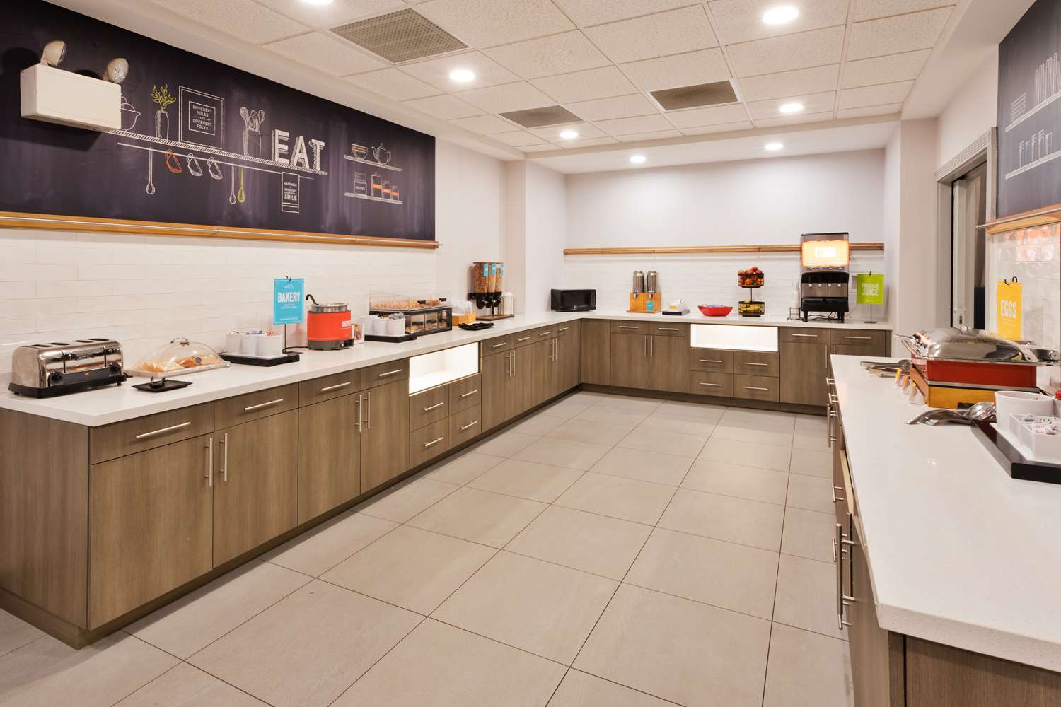 hampton inn and suites lanett west point