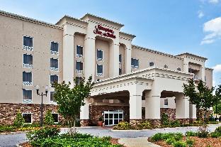 hampton inn and suites lanett west point