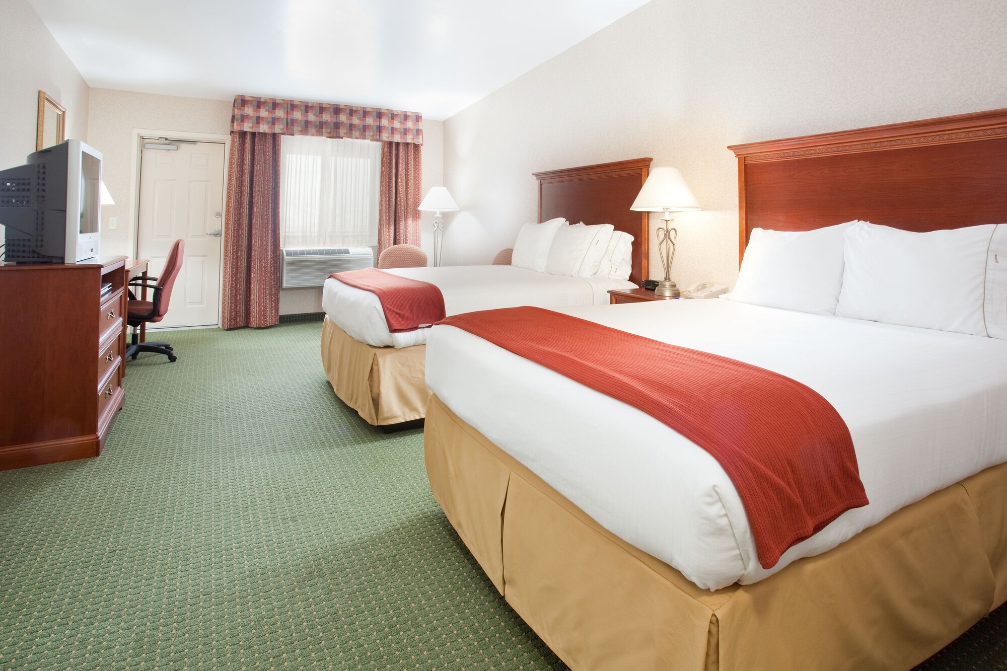 holiday inn express and suites gunnison by ihg