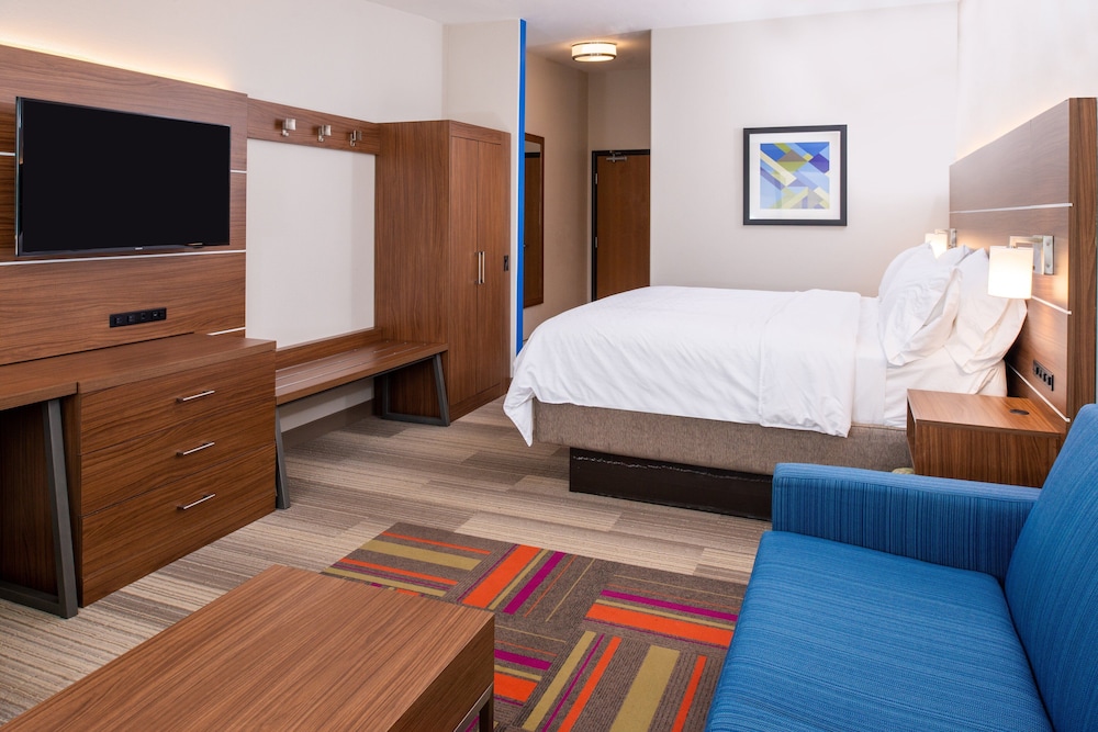 holiday inn express and suites gunnison by ihg
