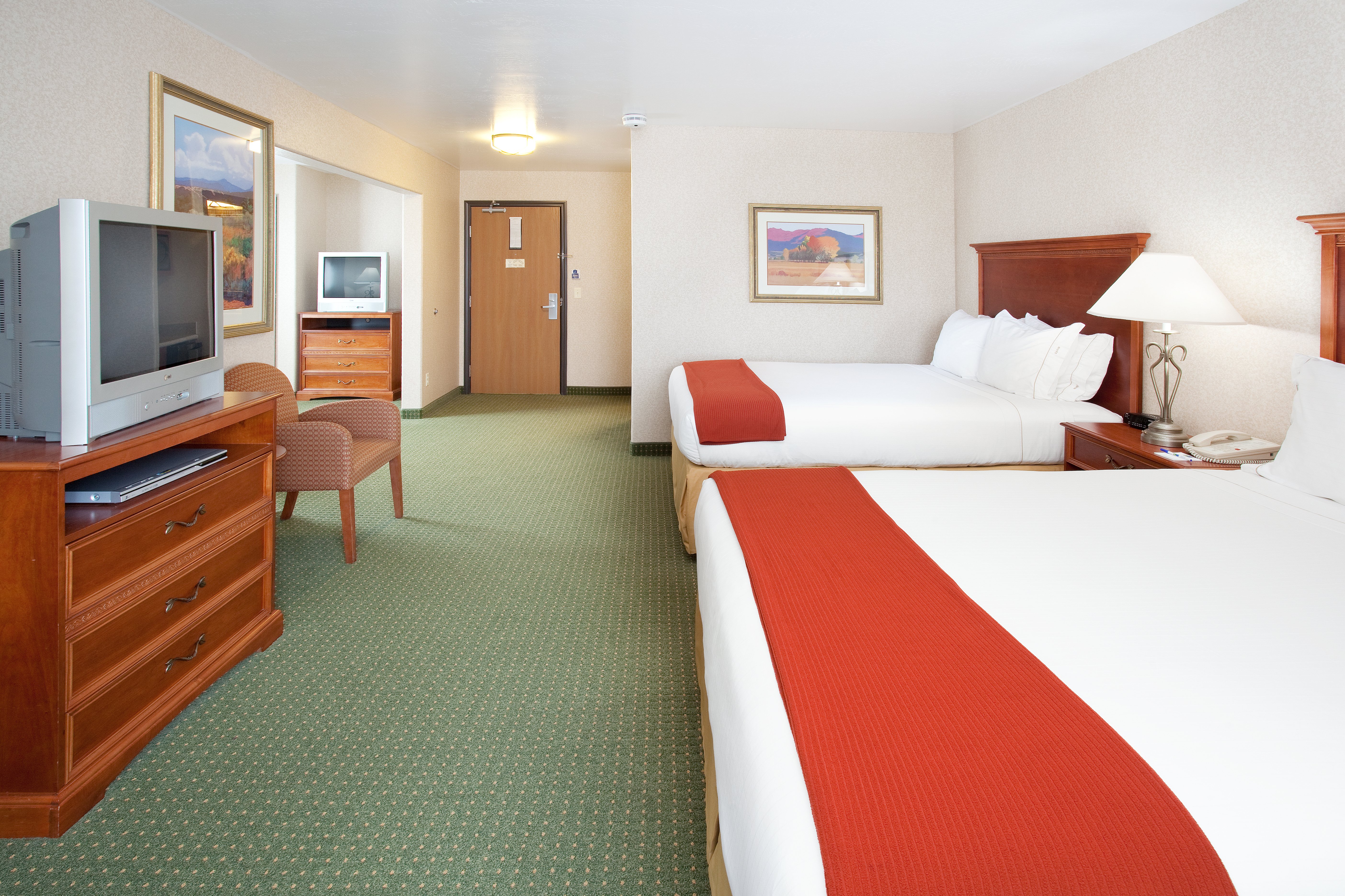 holiday inn express and suites gunnison by ihg