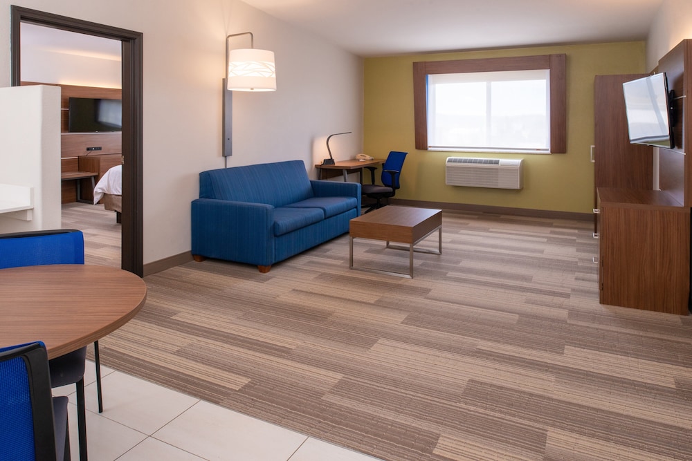 holiday inn express and suites gunnison by ihg