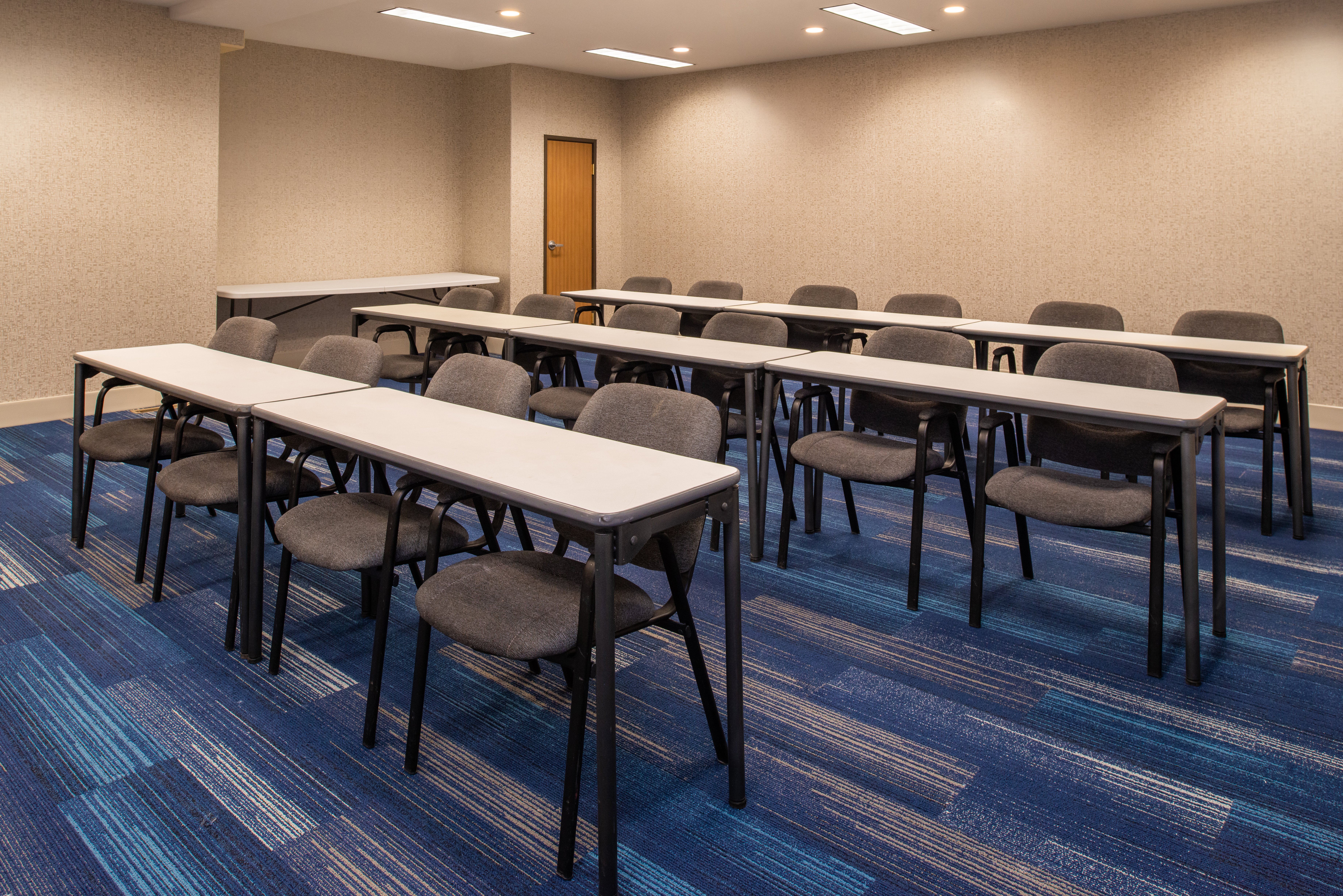 holiday inn express and suites gunnison by ihg