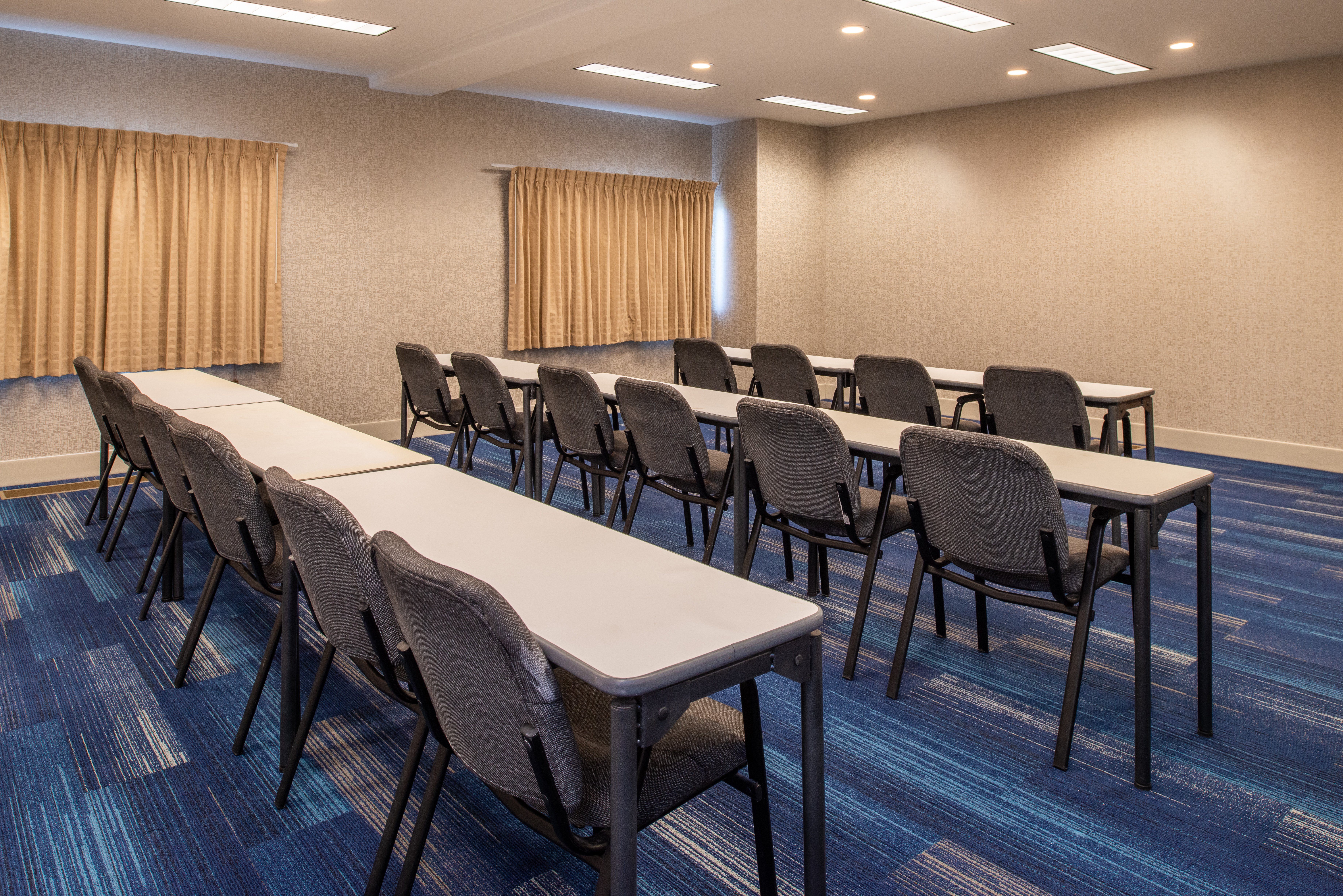 holiday inn express and suites gunnison by ihg