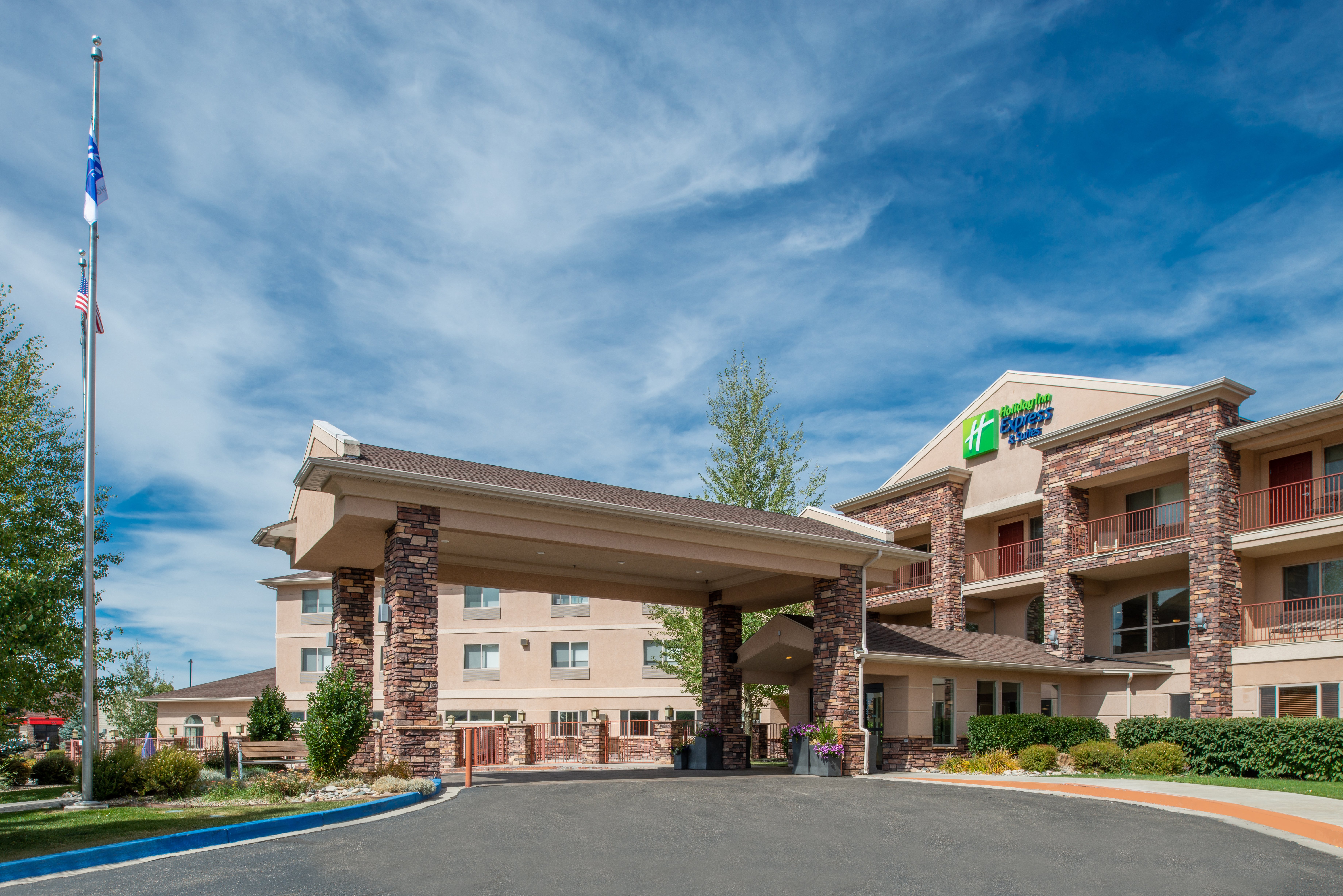 holiday inn express and suites gunnison by ihg