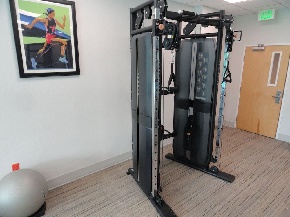 holiday inn express and suites toluca zona aeropuerto by ihg