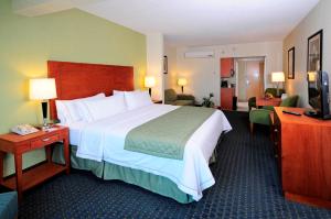 holiday inn express and suites toluca zona aeropuerto by ihg