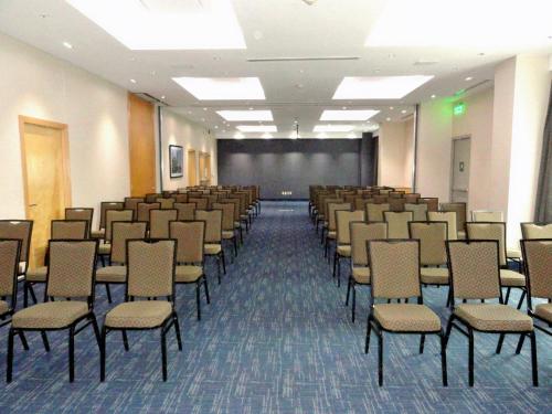 holiday inn express and suites toluca zona aeropuerto by ihg