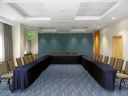 holiday inn express and suites toluca zona aeropuerto by ihg