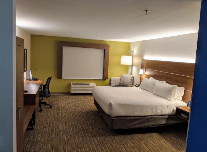holiday inn express hotel and suites claypool hill richlands area
