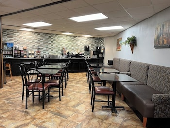 greenlight inn and suites