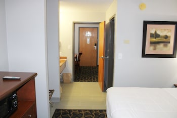 greenlight inn and suites