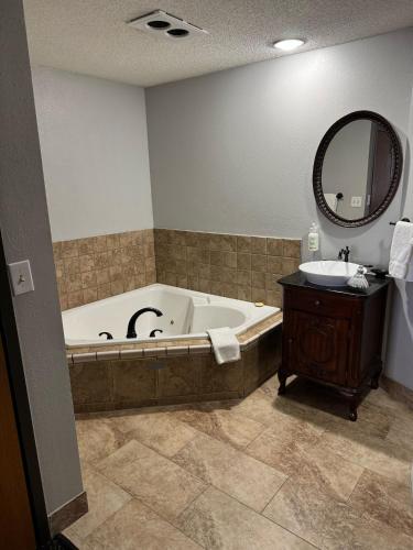 greenlight inn and suites
