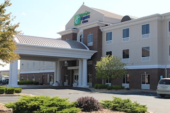 Holiday Inn Express & Suites Sedalia By Ihg,Missouri>>Clinton,3 star
