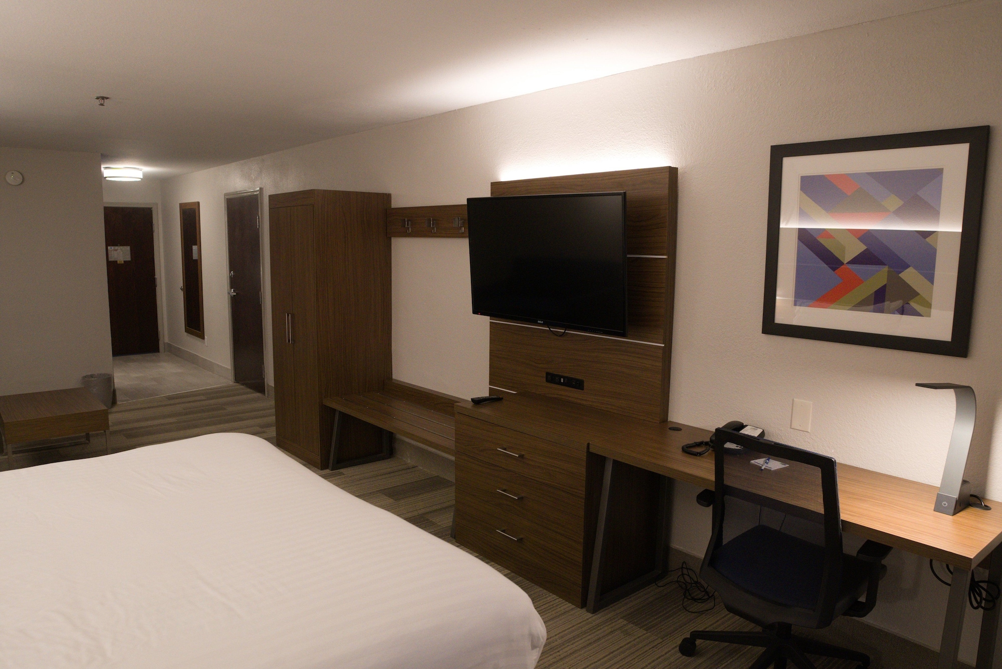 holiday inn express and suites douglas by ihg