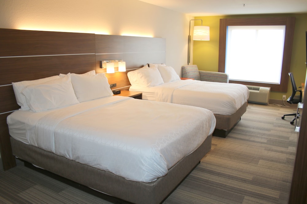 holiday inn express and suites douglas by ihg