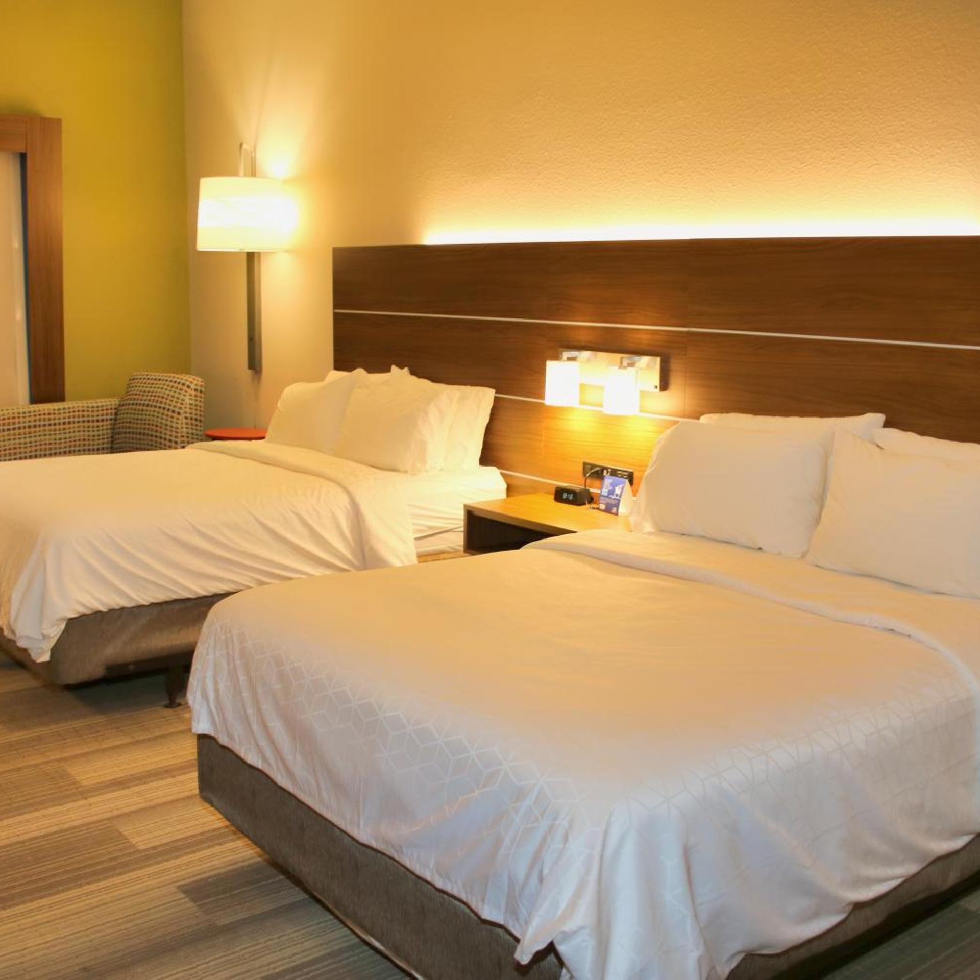 holiday inn express and suites douglas by ihg