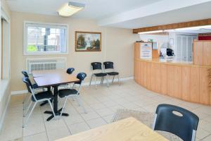 americas best value inn lebanon mo