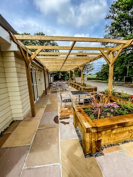 The Angel Hotel,In A National Park,4 star