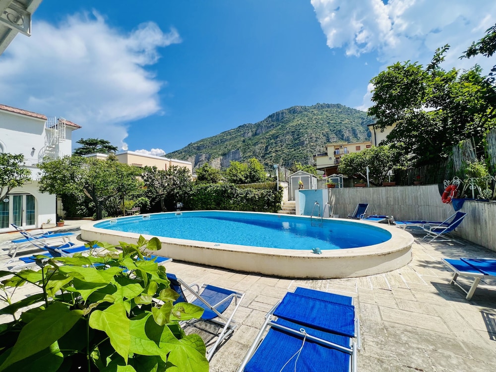 yourhome villa sorrento