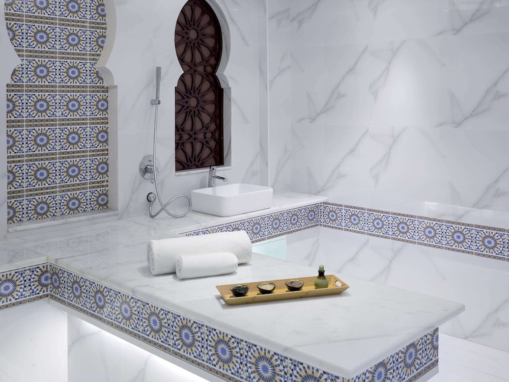 movenpick hotel qassim