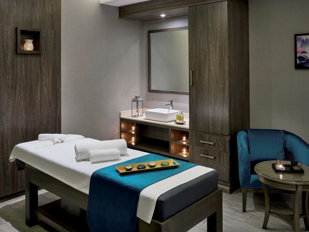 movenpick hotel qassim