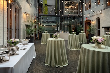 Residence Inn By Marriott Boston Downtown/Seaport,Chestnut Hill>>Boston,3 star