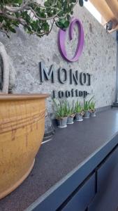 o monot hotel