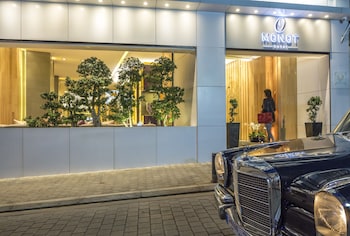 Hotel-Img