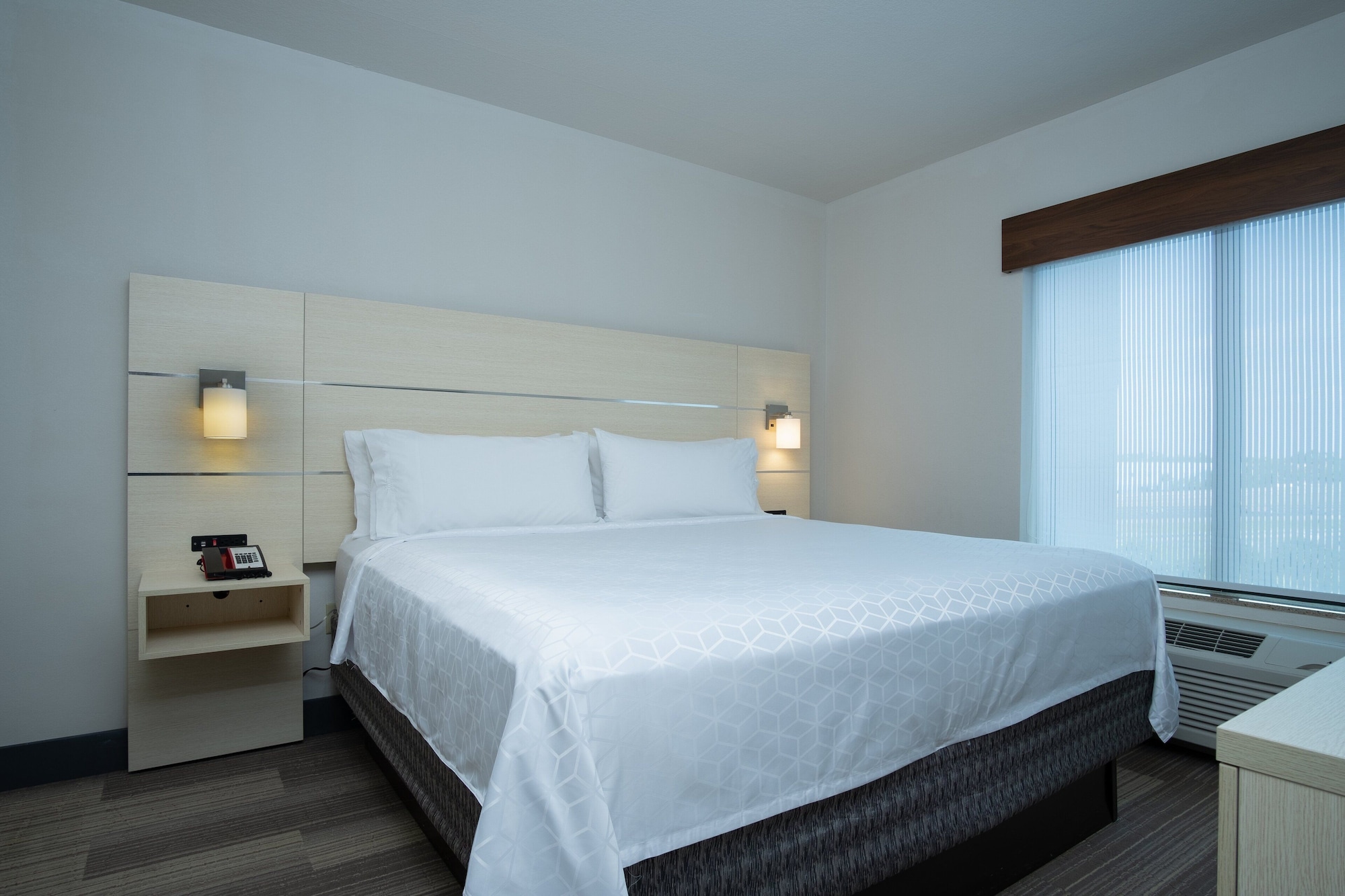 holiday inn express and suites international drive by ihg