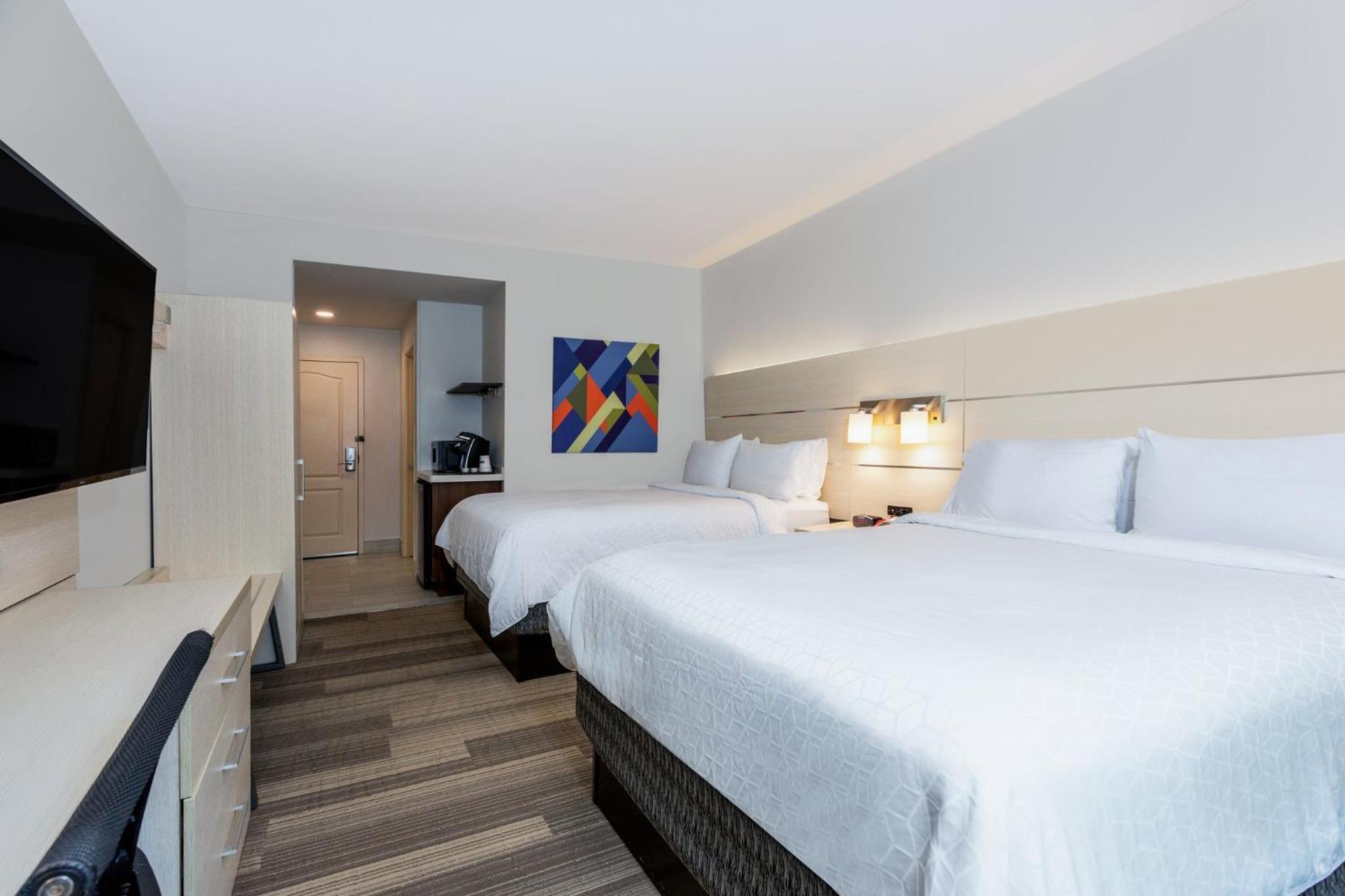holiday inn express and suites international drive by ihg