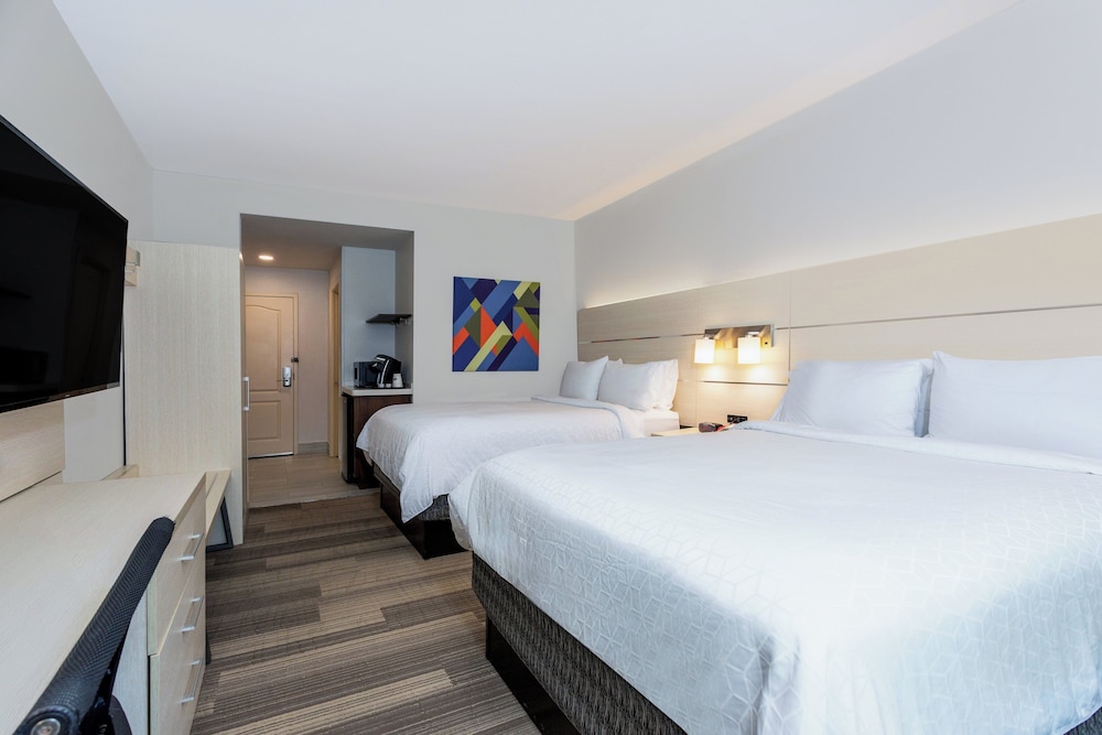 holiday inn express and suites international drive by ihg