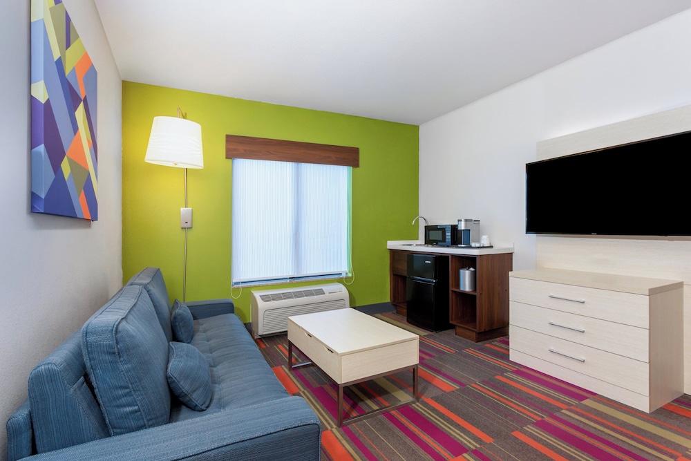 holiday inn express and suites international drive by ihg